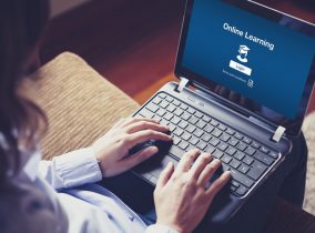 Кому підходить навчання онлайн?